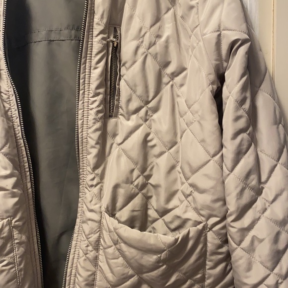 A&F reversible bomber jacket - Picture 4 of 4